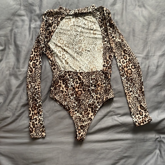 BODYSUITES - Picture 2 of 4